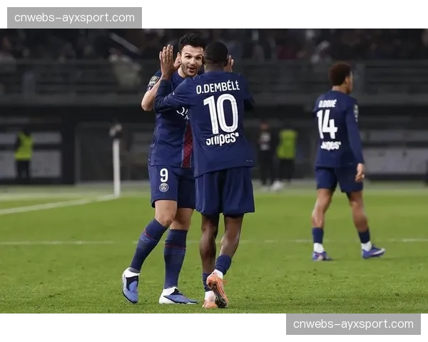 欧冠1-8决赛次回合深度复盘：拜仁慕尼黑如何用高压击溃巴黎圣日耳曼